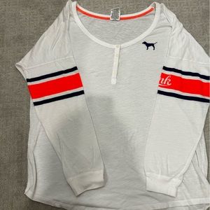 🩷Pink Victoria’s Secret Long Sleeve V Neck Top